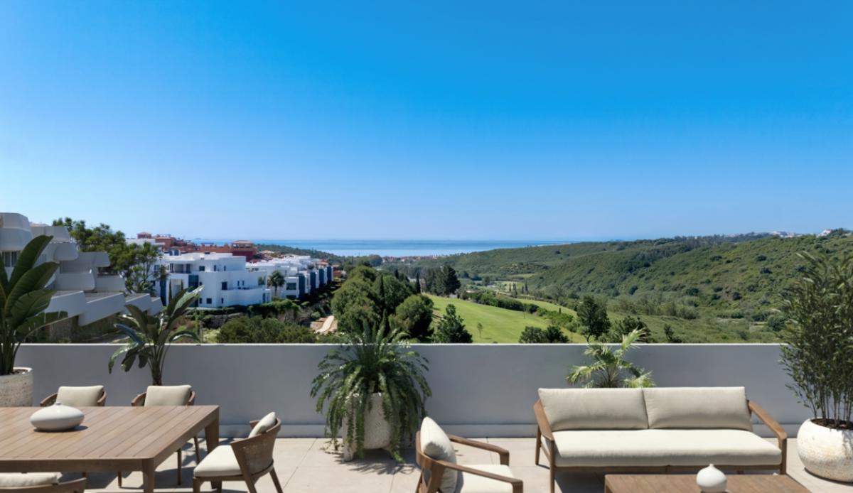 Skye Casares Golf - Image 5