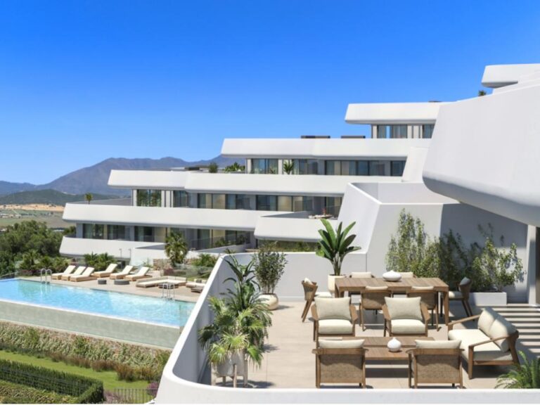 Skye Casares Golf