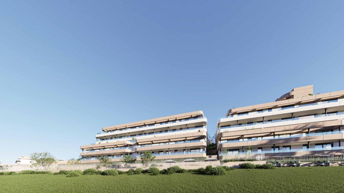 Eagle Hills - Image 2