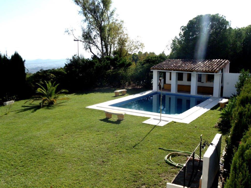 Detached Villa - ID R3037373 - Image 10