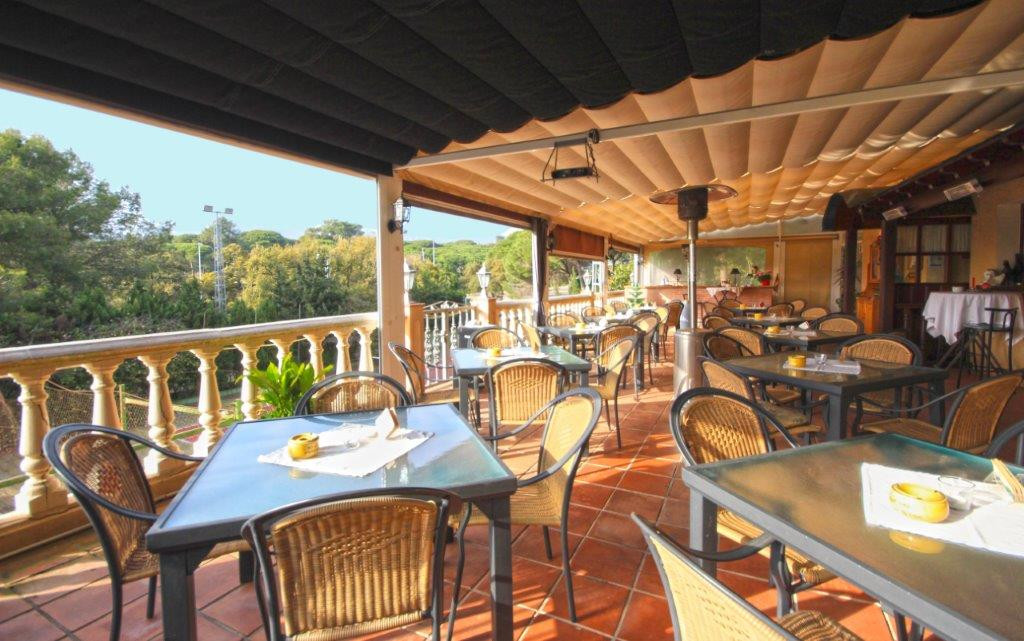 Restaurant - ID R3200449 - Image 4