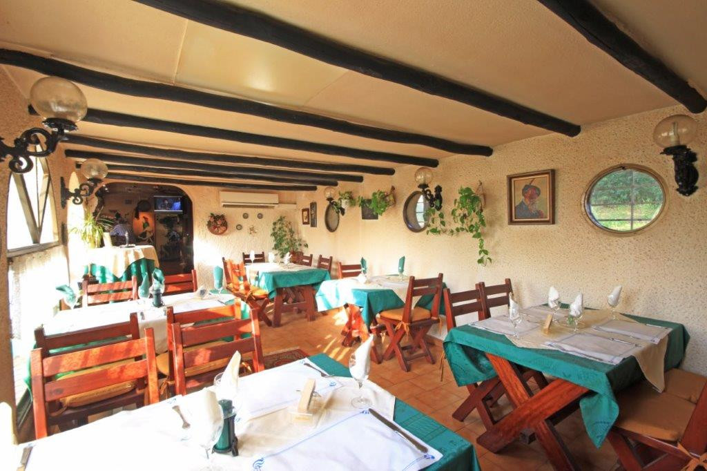 Restaurant - ID R3200449 - Image 9