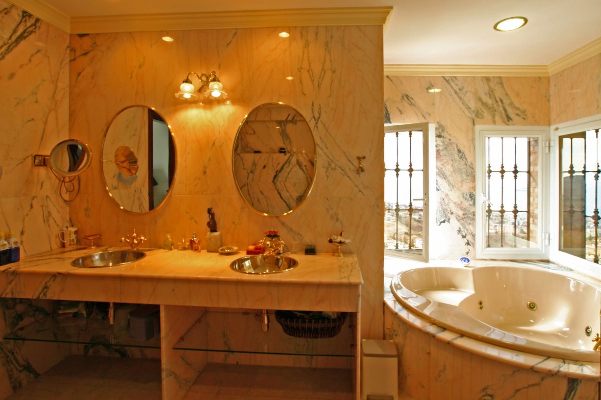Detached Villa - ID R3202114 - Image 14