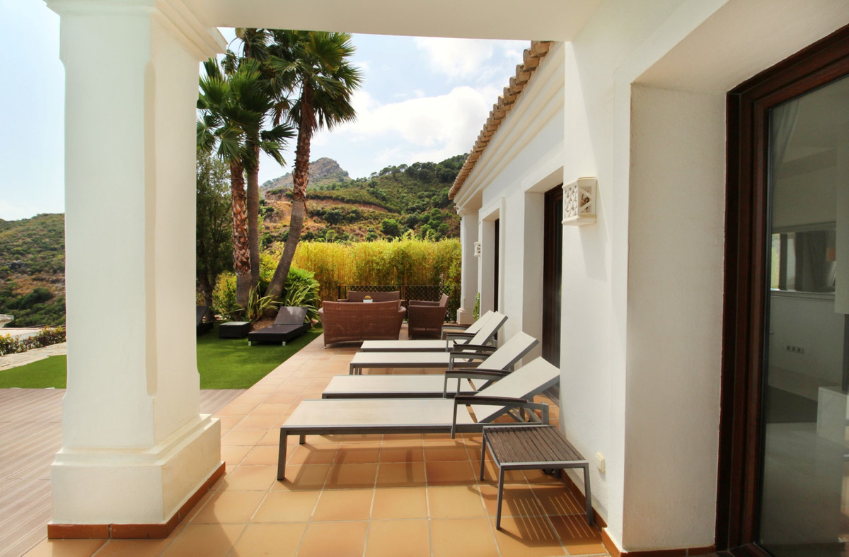 Detached Villa - ID R3250426 - Image 15