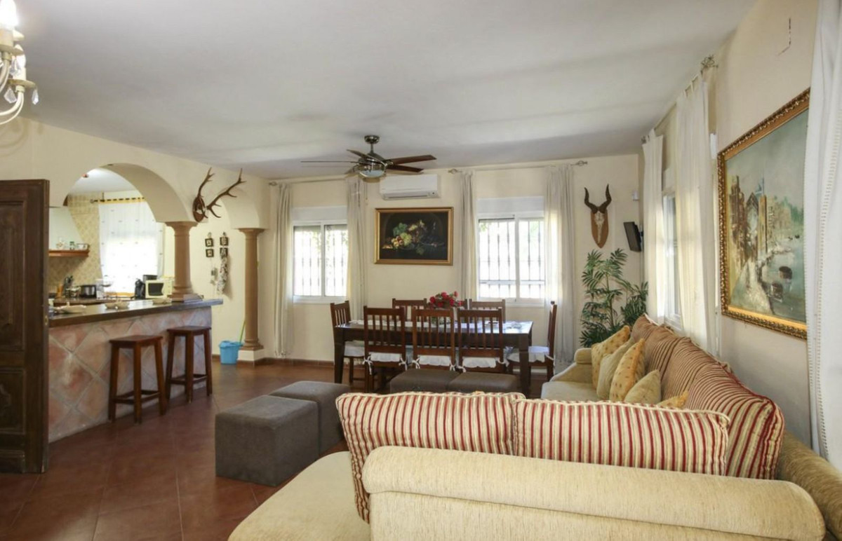 Finca - Cortijo - ID R3301060 - Image 4