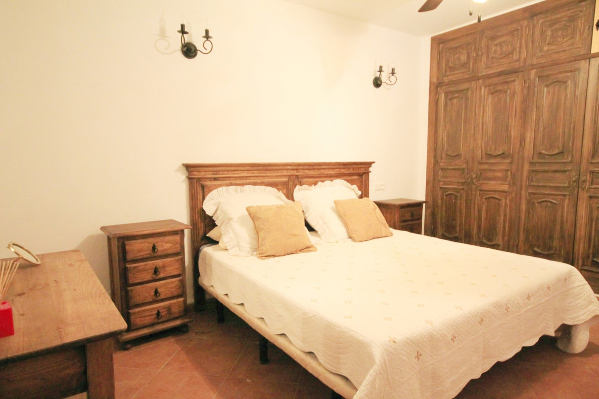 Finca - Cortijo - ID R3301060 - Image 14