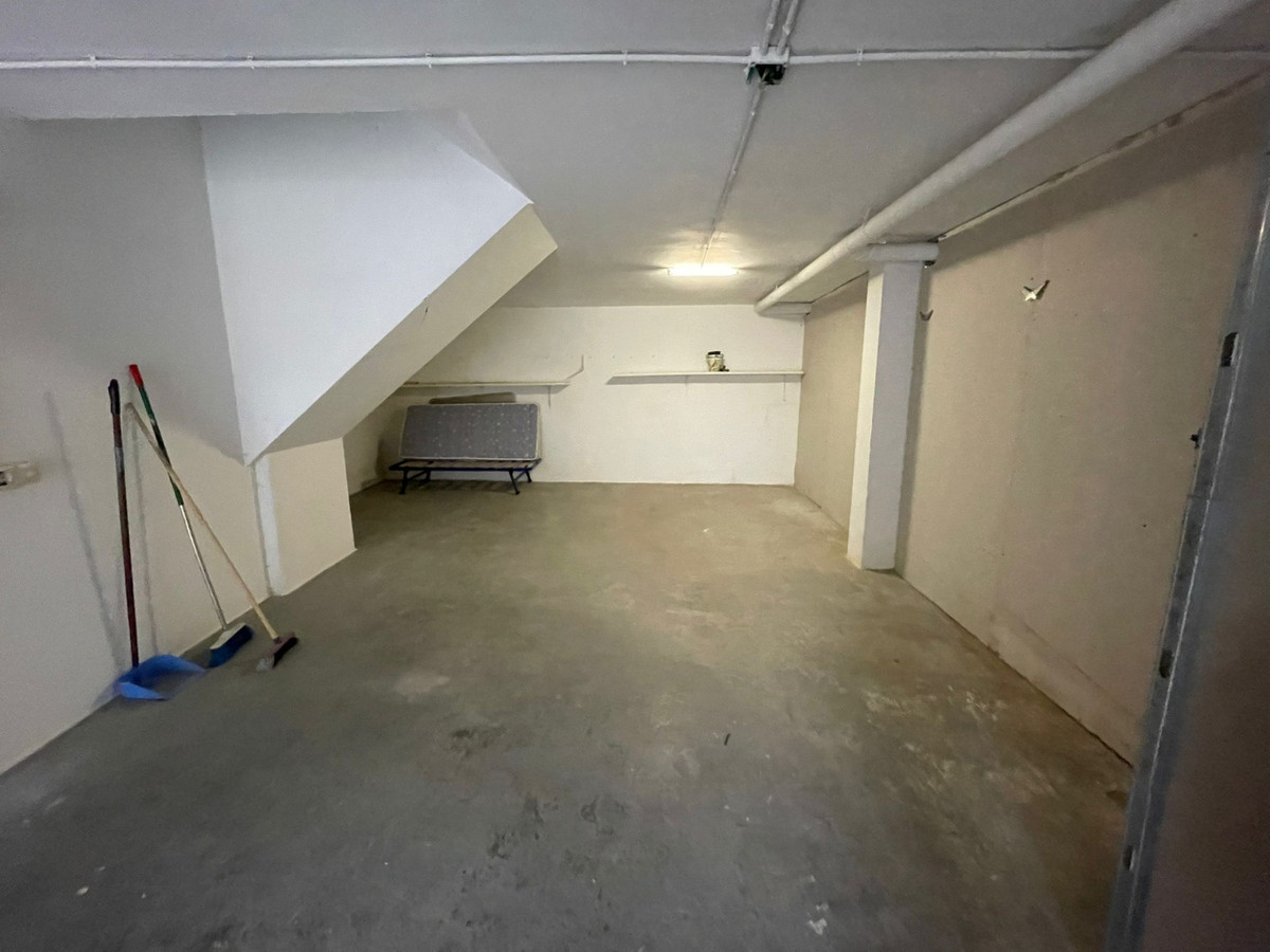 Townhouse - ID R31860 - Image 5
