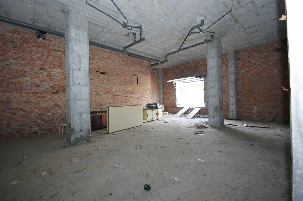 Business - ID R3436237 - Image 5