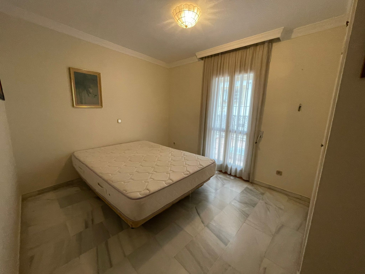 Townhouse - ID R31860 - Image 7