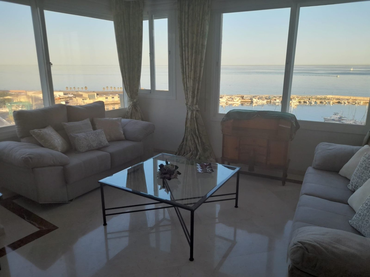 Penthouse - ID R3454105 - Image 14