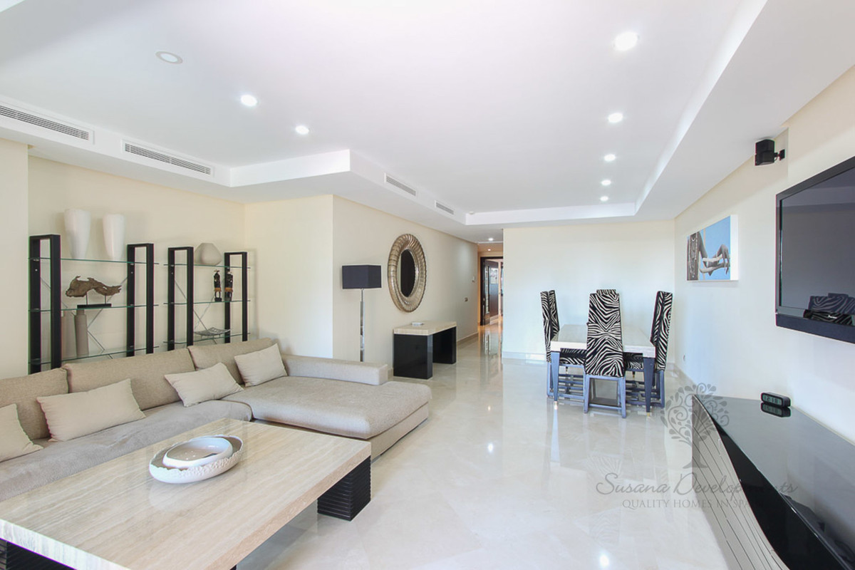 Ground Floor Apartment - ID R3461908 - Image 3