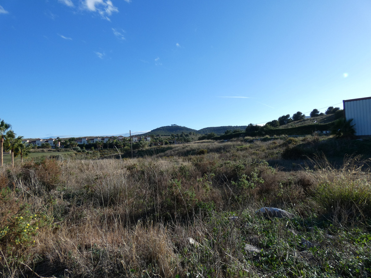 Residential Plot - ID R3536824 - Image 6