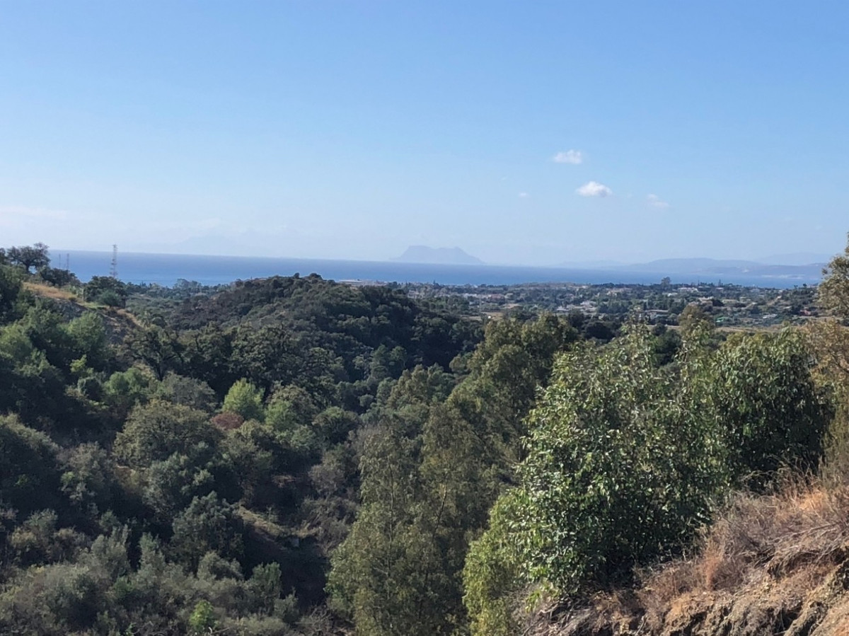 Residential Plot - ID R3550984