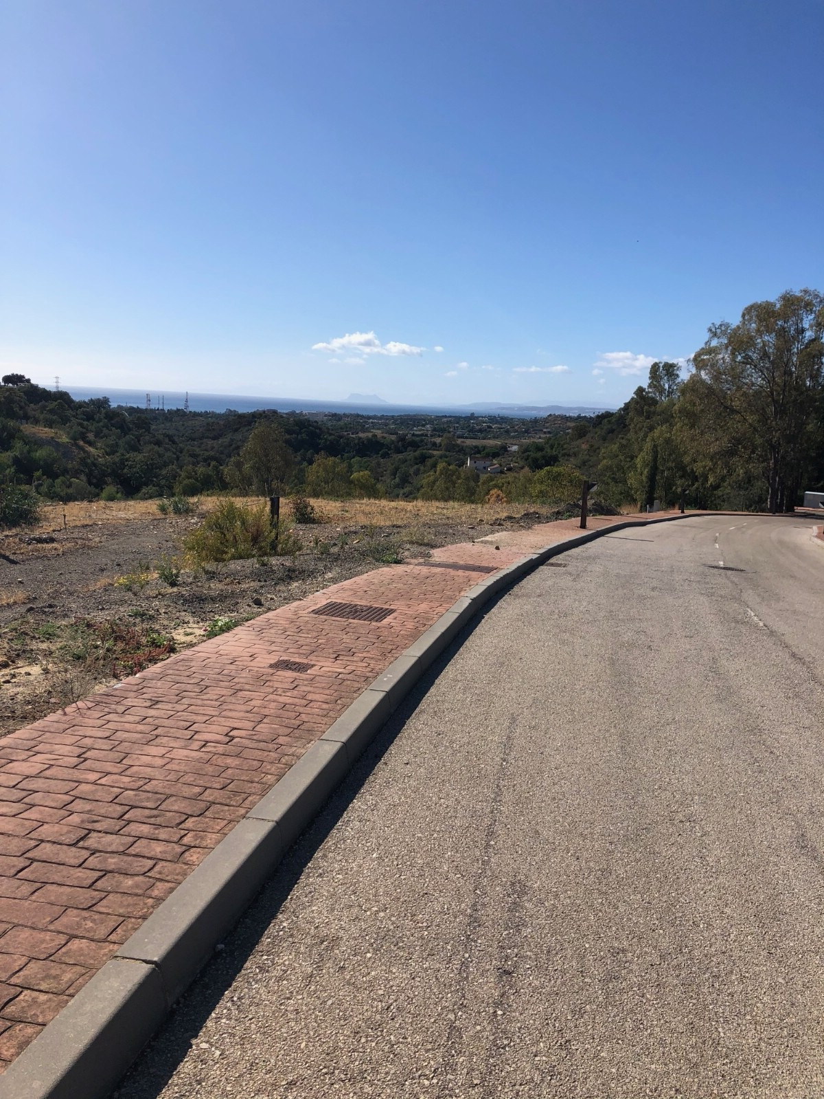 Residential Plot - ID R3550984 - Image 2
