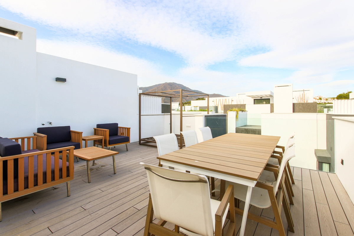 Townhouse - ID R3575815 - Image 8