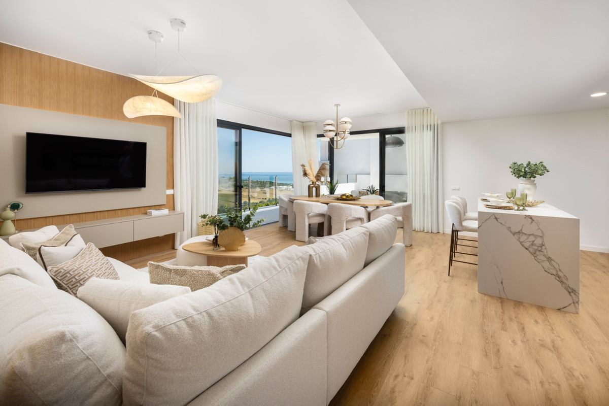 Ground Floor Apartment - ID R3607109 - Image 9