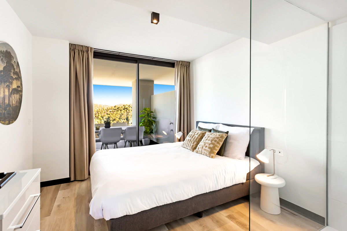 Ground Floor Apartment - ID R3649799 - Image 13