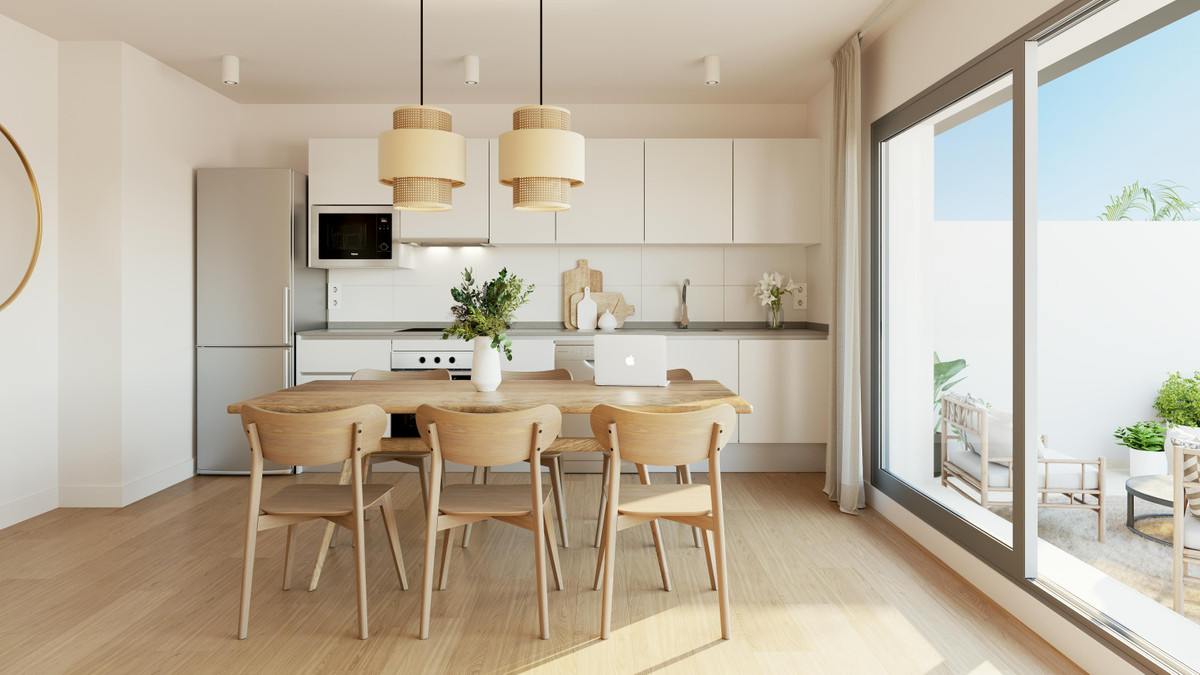 Ground Floor Apartment - ID R3461473 - Image 6