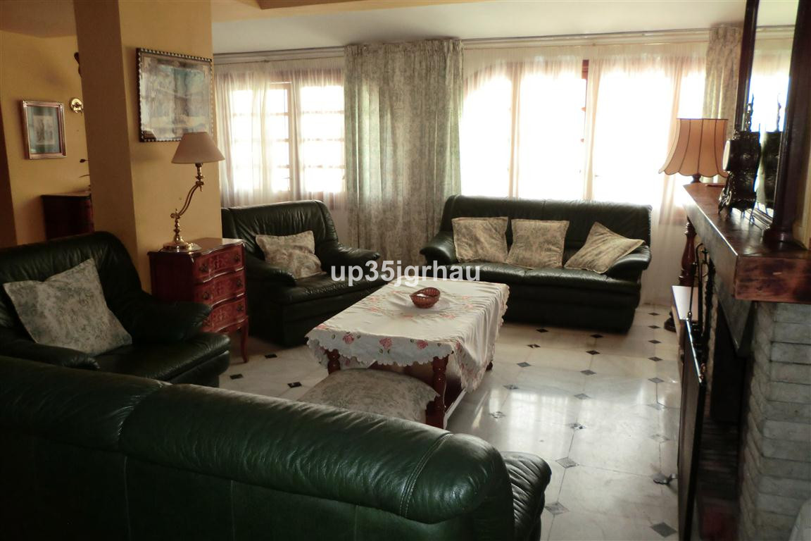 Detached Villa - ID R2175869 - Image 10