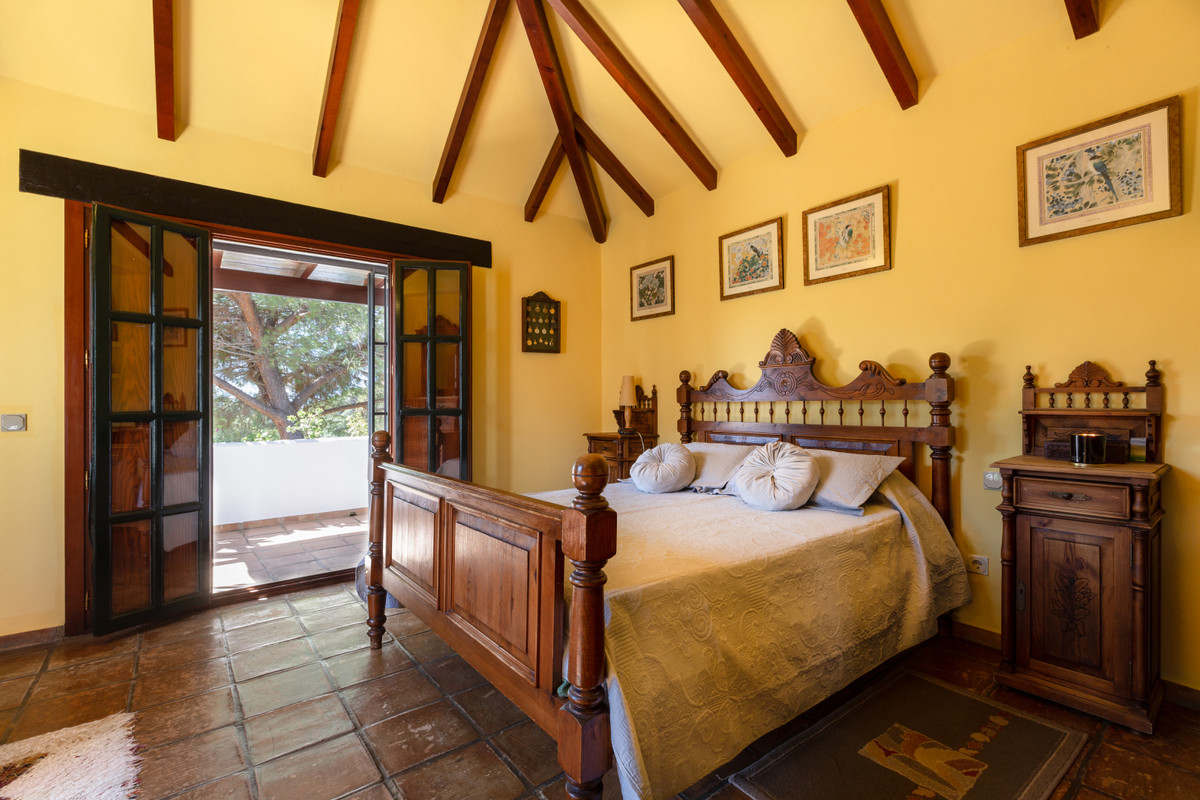 Detached Villa - ID R2223614 - Image 10