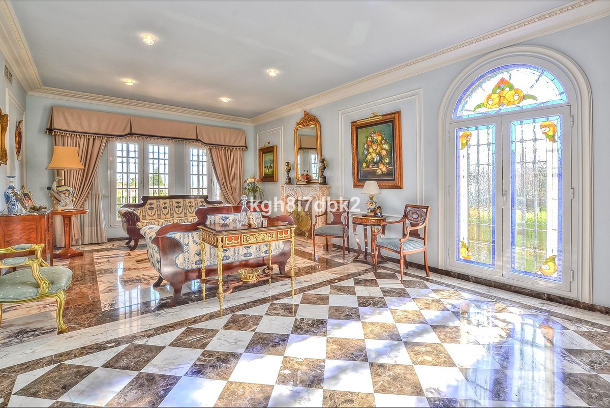 Detached Villa - ID R2249663 - Image 10