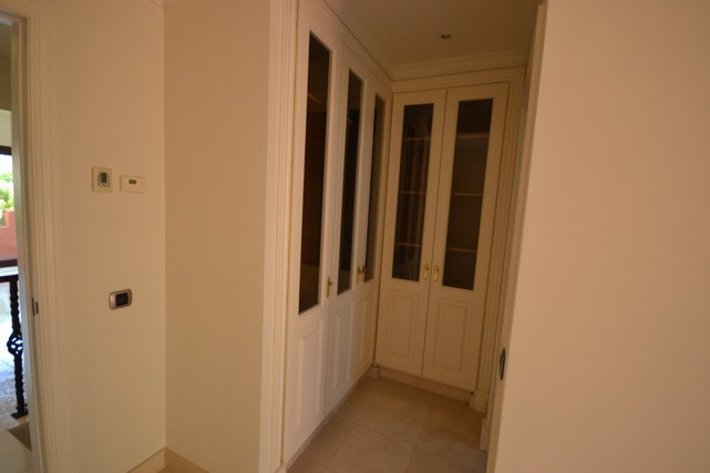 Semi-Detached House - ID R2269028 - Image 13