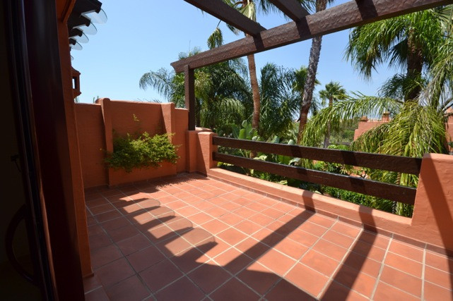 Semi-Detached House - ID R2269028 - Image 14