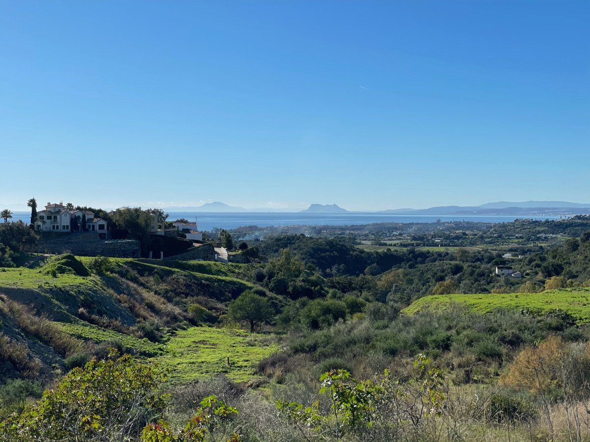 Residential Plot - ID R2385014 - Image 4