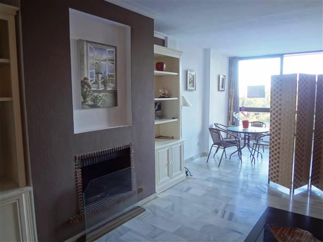 Middle Floor Apartment - ID R126116 - Image 5