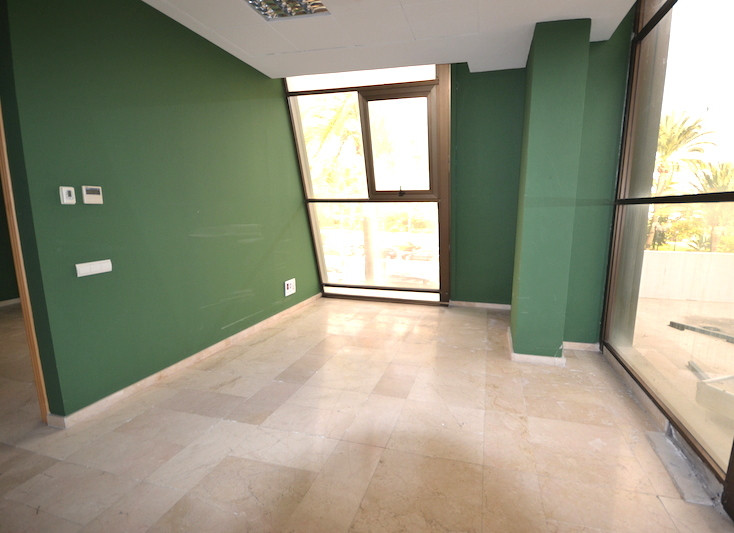 Office - ID R2558378 - Image 8