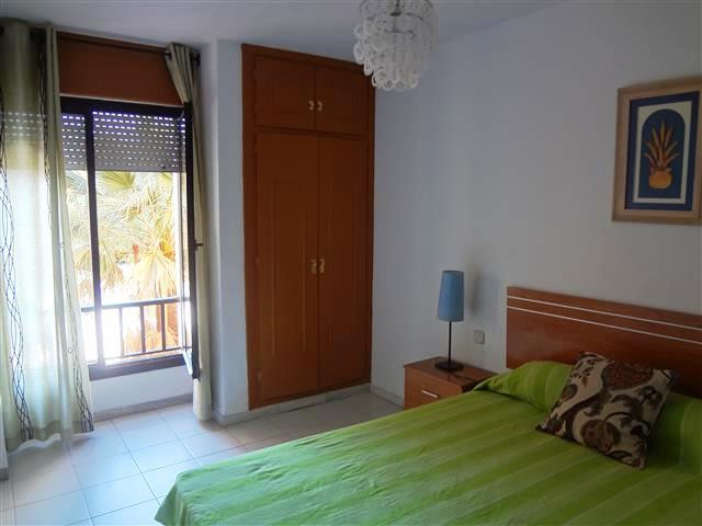 Middle Floor Apartment - ID R126116 - Image 11