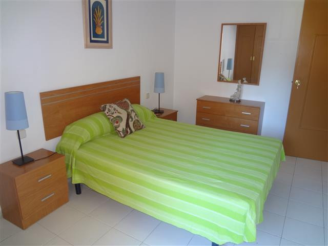 Middle Floor Apartment - ID R126116 - Image 12
