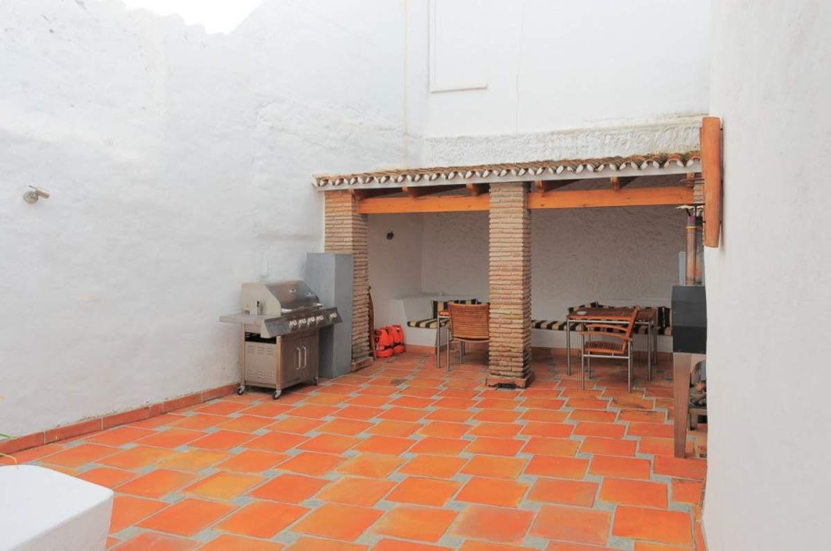 Townhouse - ID R2731415 - Image 7