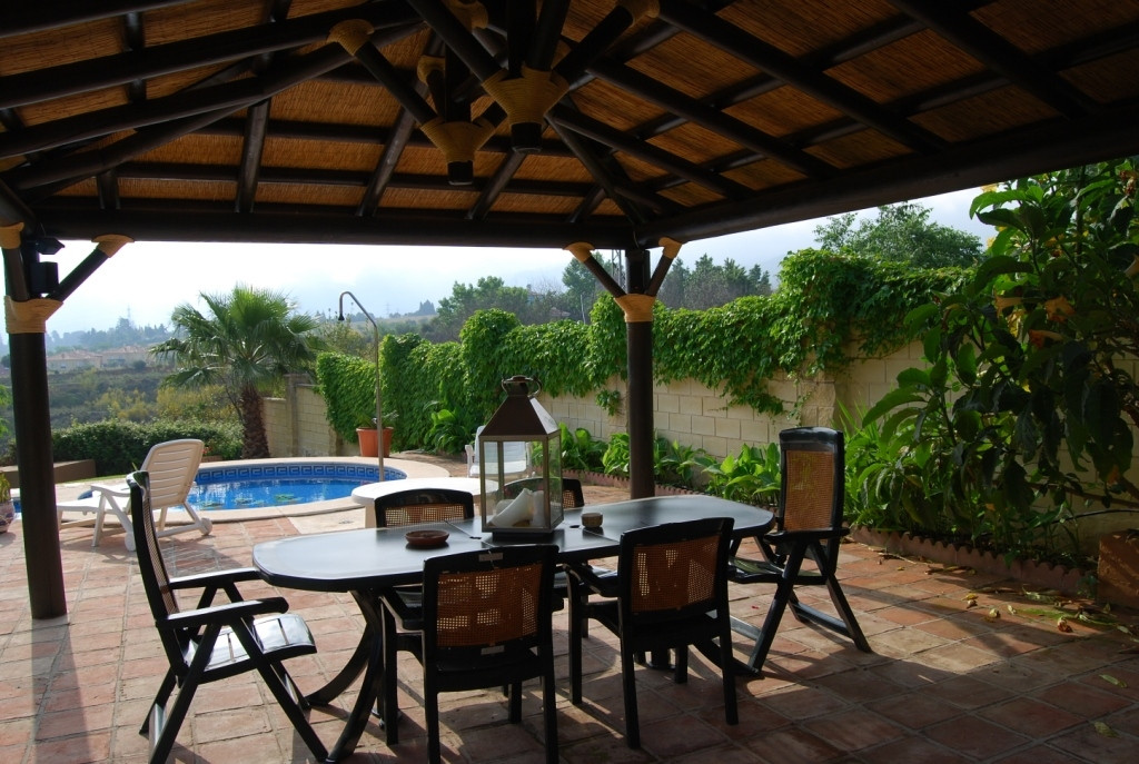 Detached Villa - ID R2778551 - Image 2