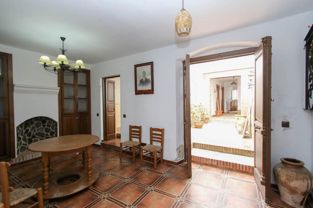 Townhouse - ID R2785172 - Image 4