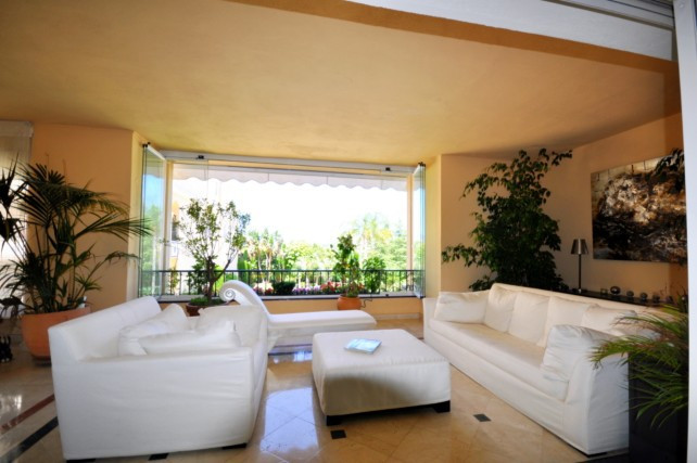 Middle Floor Apartment - ID R2786435 - Image 10