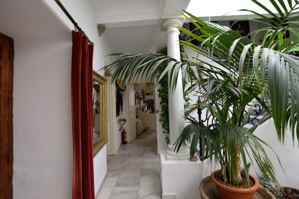 Detached Villa - ID R2817458 - Image 5
