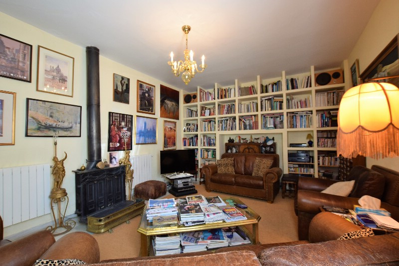 Detached Villa - ID R2817458 - Image 10