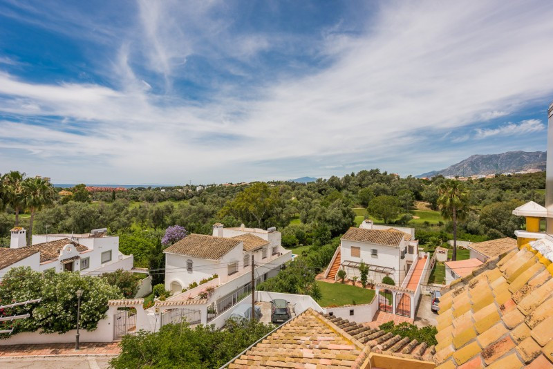 Detached Villa - ID R2927315 - Image 2