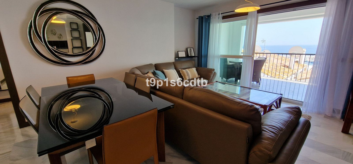 Middle Floor Apartment - ID R2929403 - Image 10