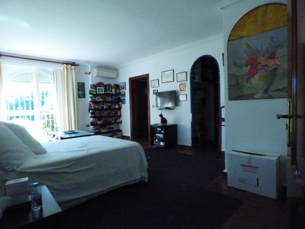 Detached Villa - ID R2941181 - Image 12
