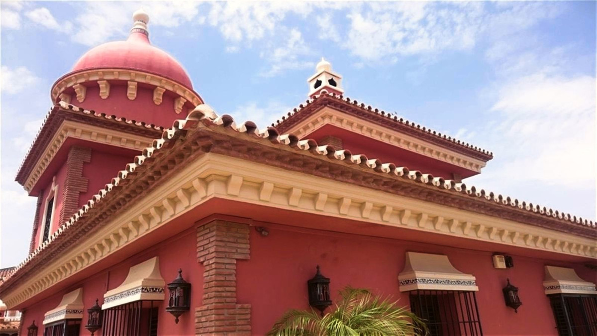 Detached Villa - ID R3367234 - Image 11