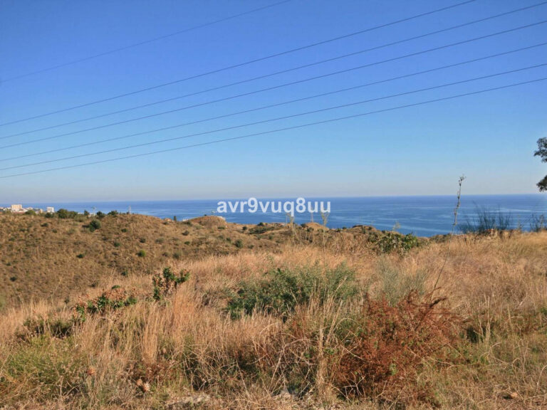 Residential Plot - ID R3049675